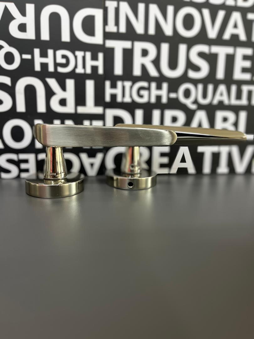 ردستگیره رزت   مدل 1500 رنگ  کروم طلایی مشکی زیتونی